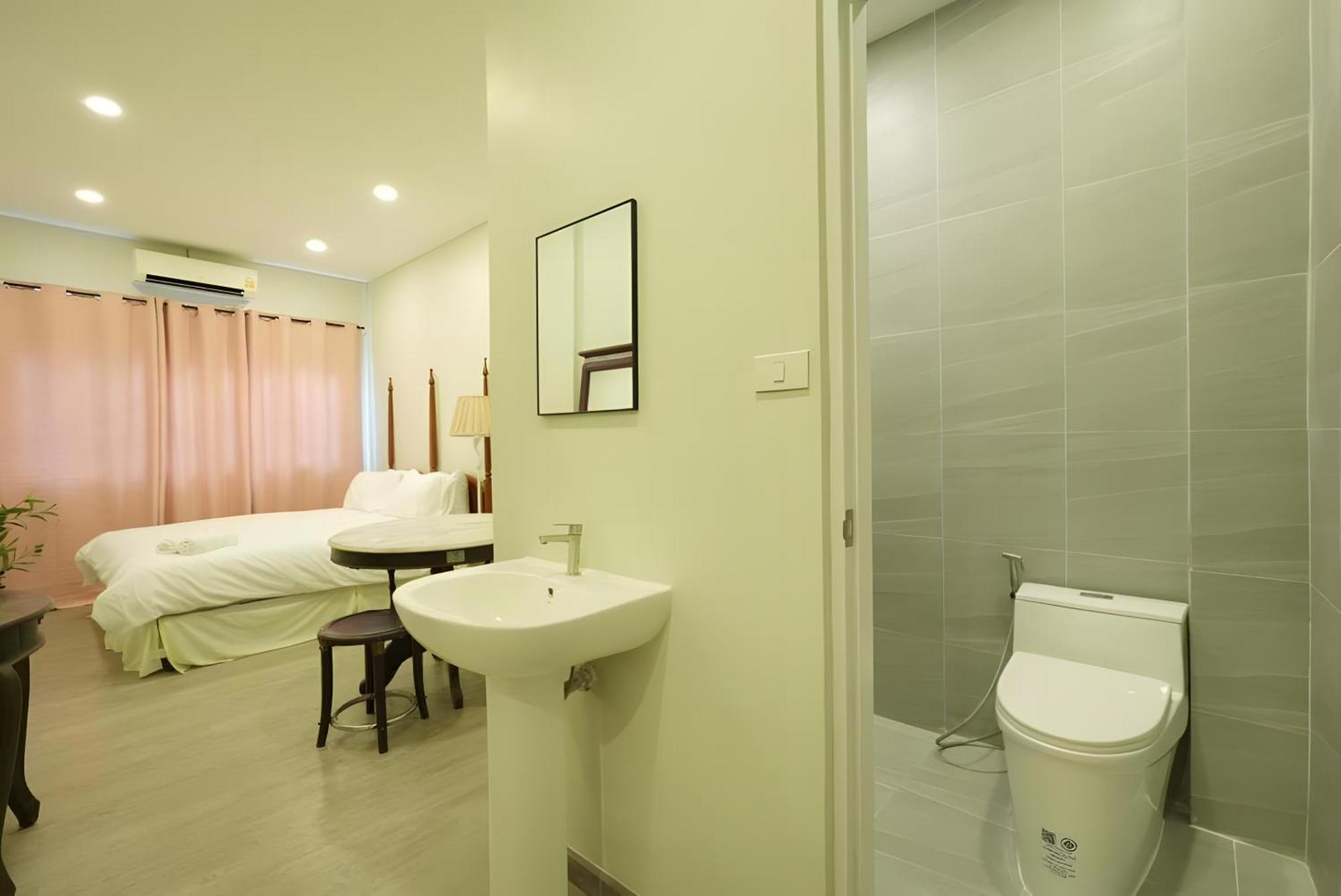Hidden Dragon V Yaowarat Road Apartment กรุงเทพมหานคร ภายนอก รูปภาพ